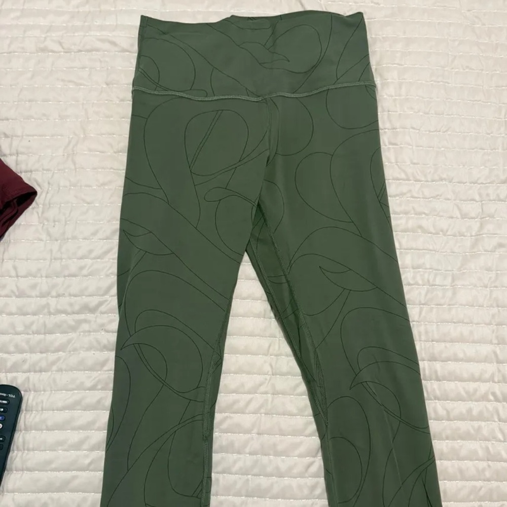 Lululemon align high rise crop 23